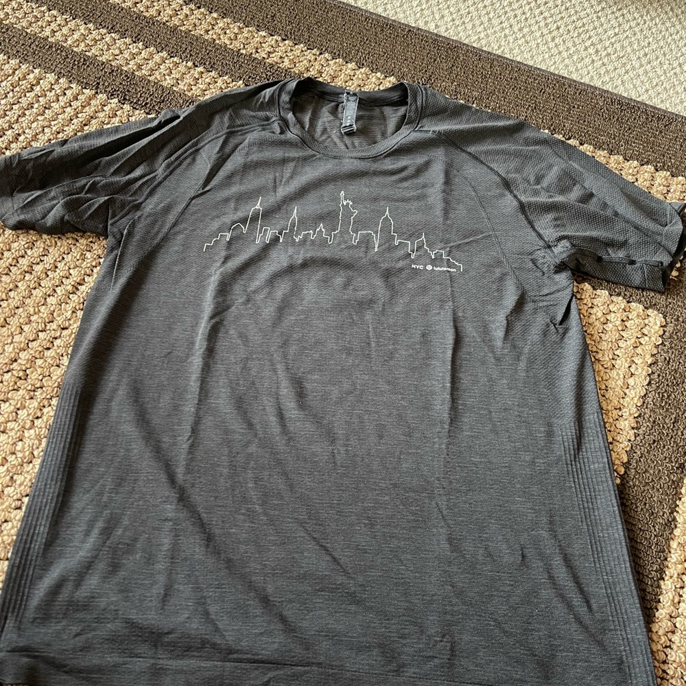 Woman’s Lululemon shirt